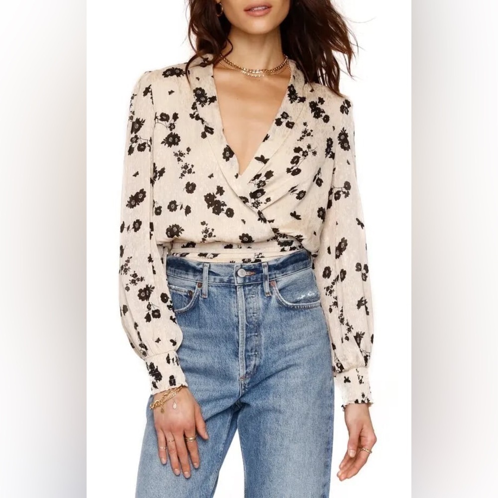 Heartloom Floral Wrap Blouse - Cream and Black size xs - Picture 1 of 5